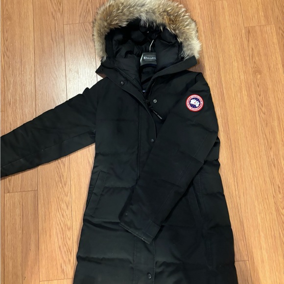Canada Goose Jackets & Blazers - Canada Goose - Women’s Shelburne Parka